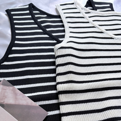 SSH-255  여성 2컬러 스트라이프 패턴 슬림 나시 